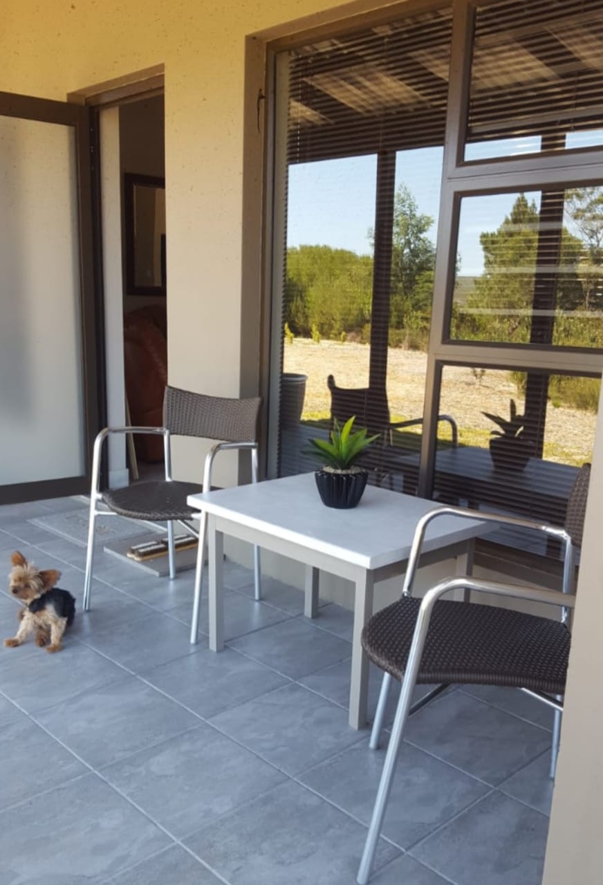To Let 2 Bedroom Property for Rent in Albertinia Western Cape